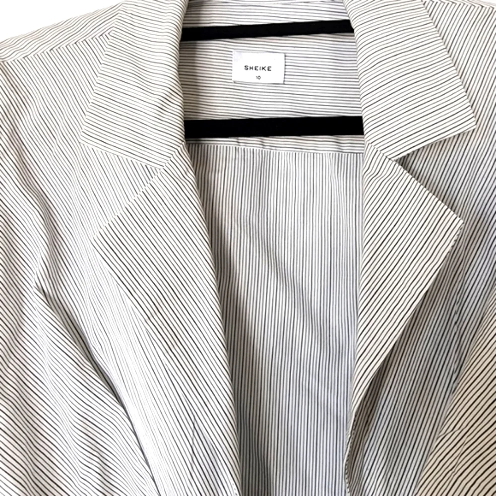 Sheike top pin striped long sleeve notch collar wrap shirt - size 10 - Picture 3 of 10